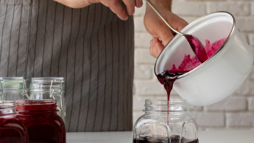 La polyvalence du coulis de fruits pour les professionnels en cuisine et en mixologie